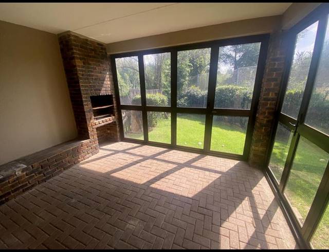 2 BEDROOM PROPERTY TO RENT IN SONNEGLANS